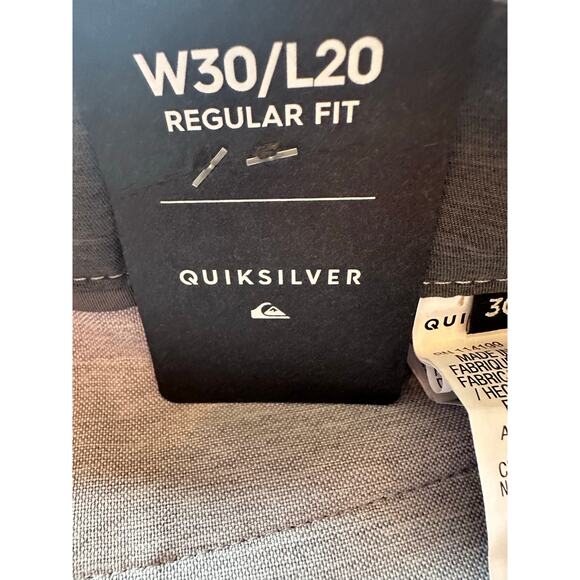 NWT Quiksilver Men’s Gray Stretch Hybrid Shorts W30/L20 Regular Fit BeachtoBar - Picture 5 of 5